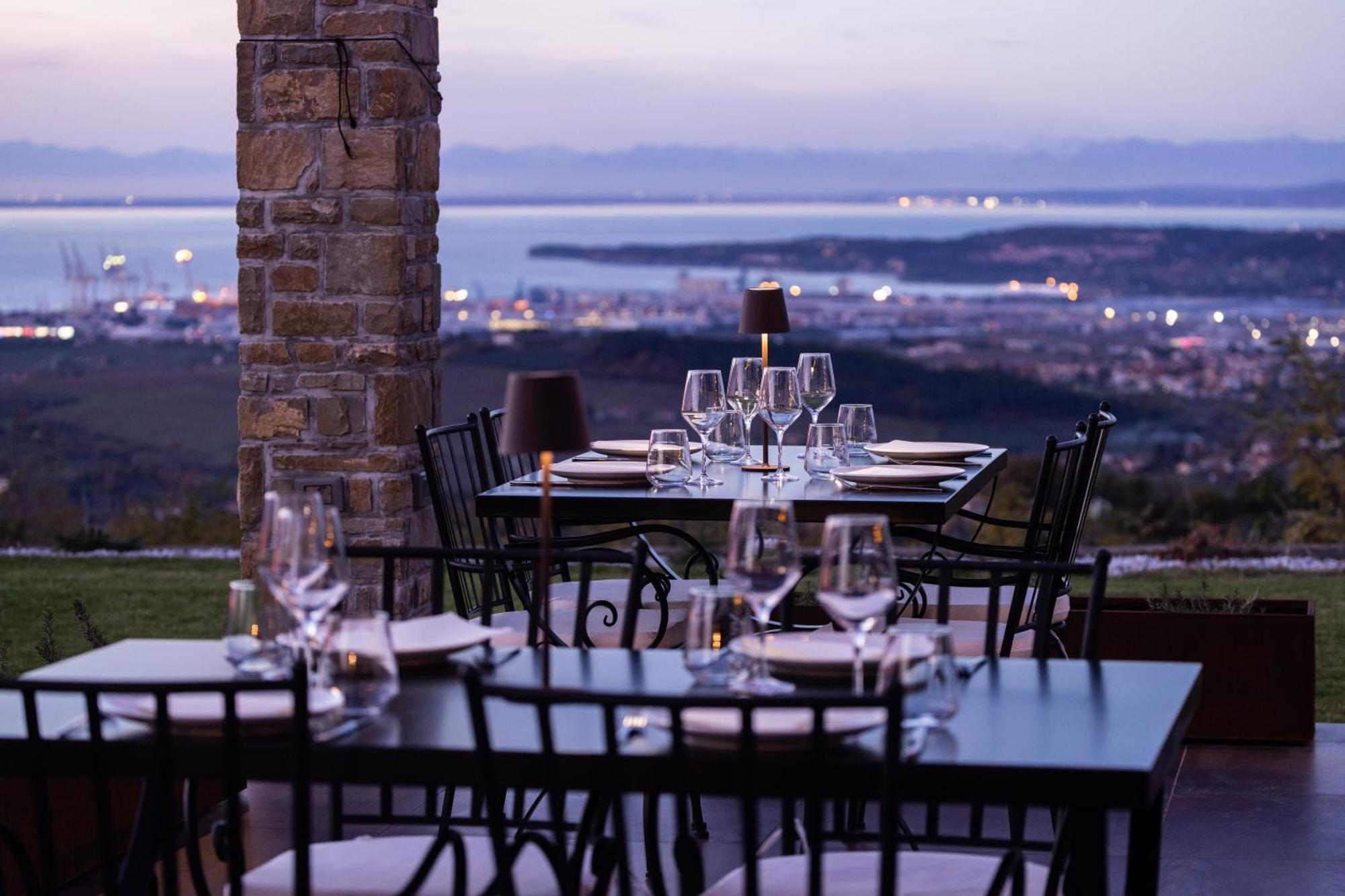 Stok - Rooms, Wine & Restaurant - Marezige, Koper Exterior foto