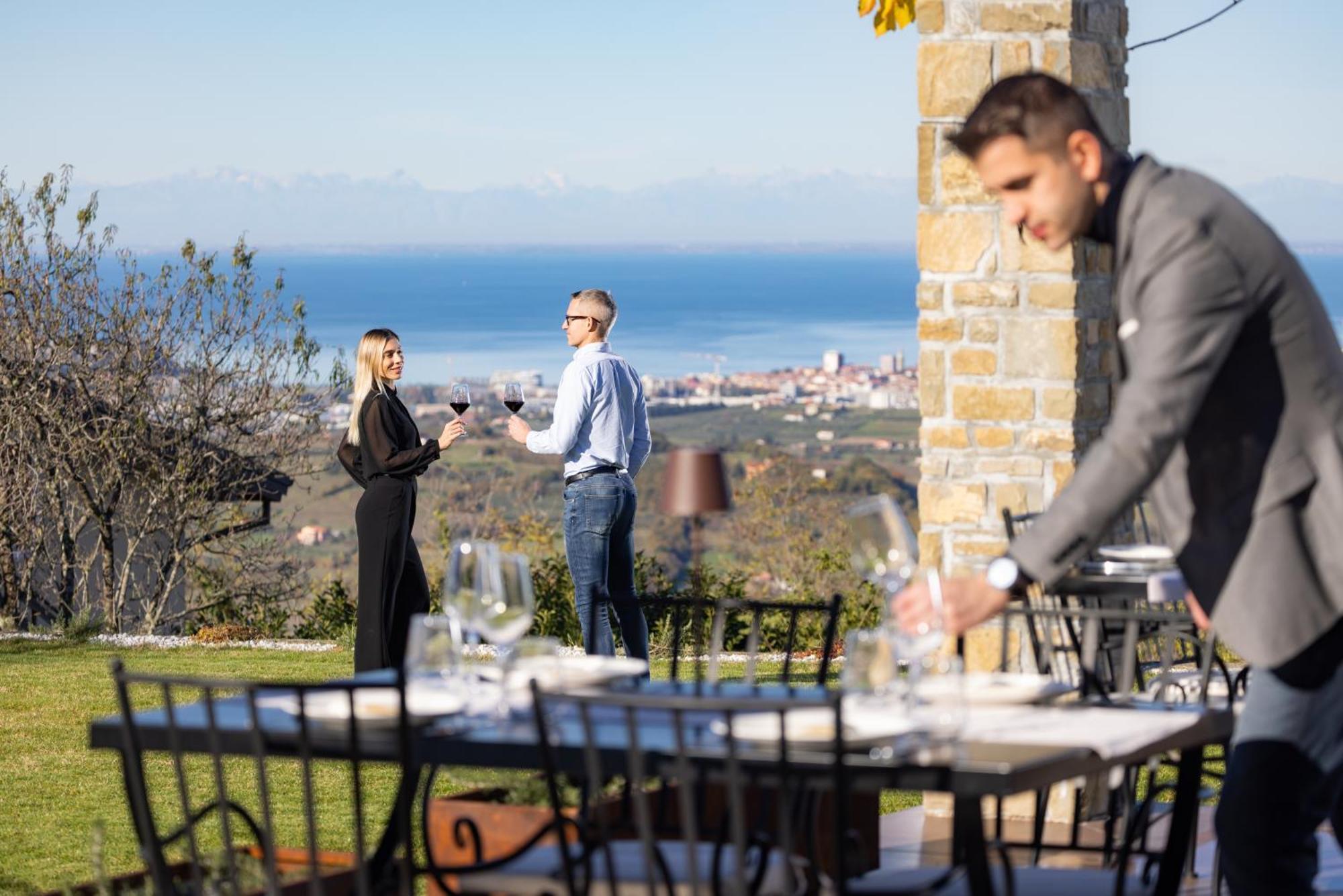 Stok - Rooms, Wine & Restaurant - Marezige, Koper Exterior foto